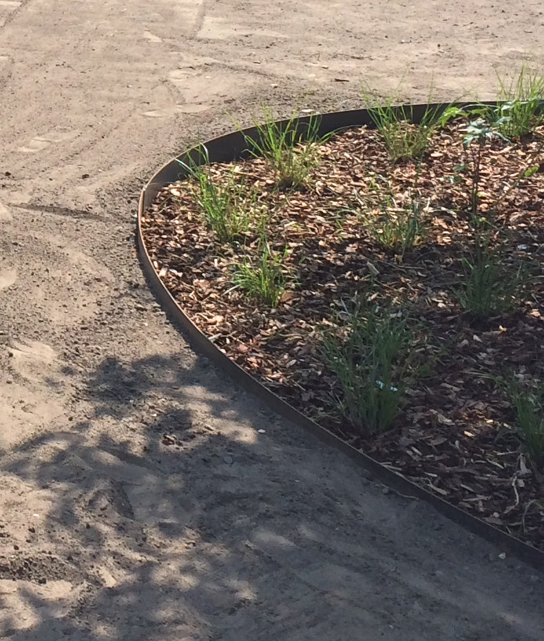 Rechte cortenstaal kantopsluiting - dikte 3mm, 15cm hoog